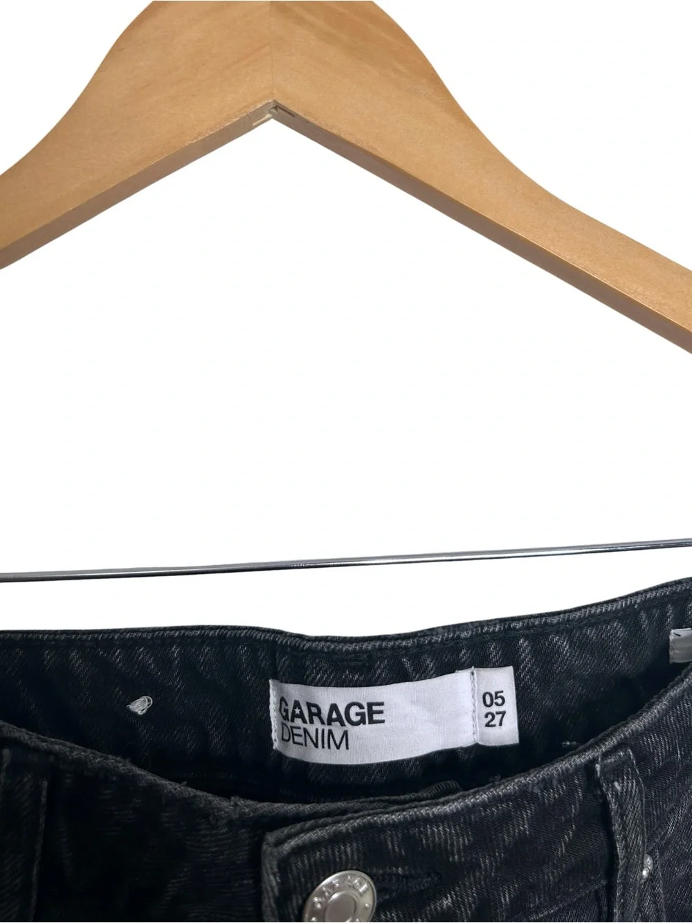 GARAGE Cinder Black Denim Slouchy Straight Leg Jean Women’s Size 5/27 - Picture 4 of 8